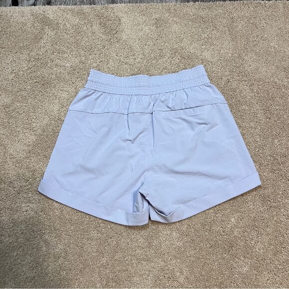 Women’s Lululemon Spring Break Away Shorts Size 4 - Picture 2 of 9